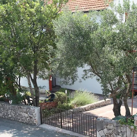 Spacious With Three Double Bedrooms
