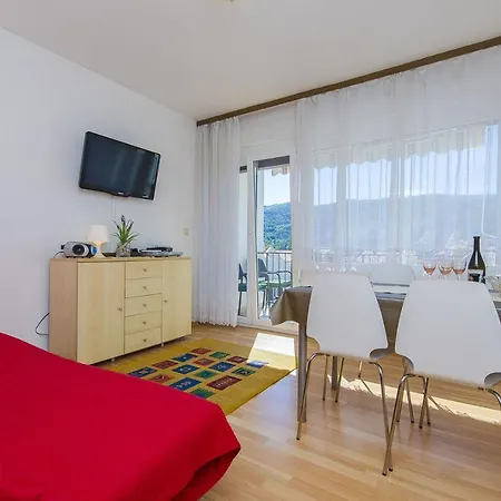 Spacious With Three Double Bedrooms