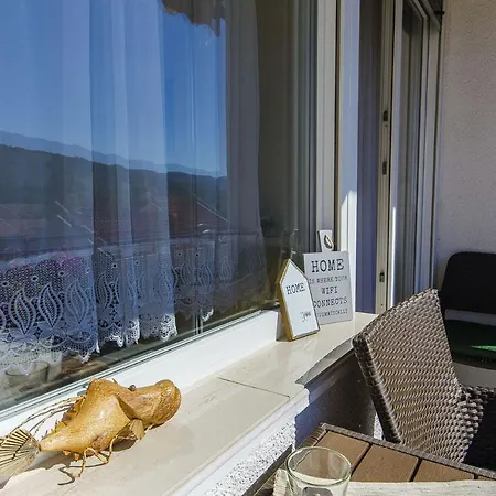 Daire Spacious With Three Double Bedrooms